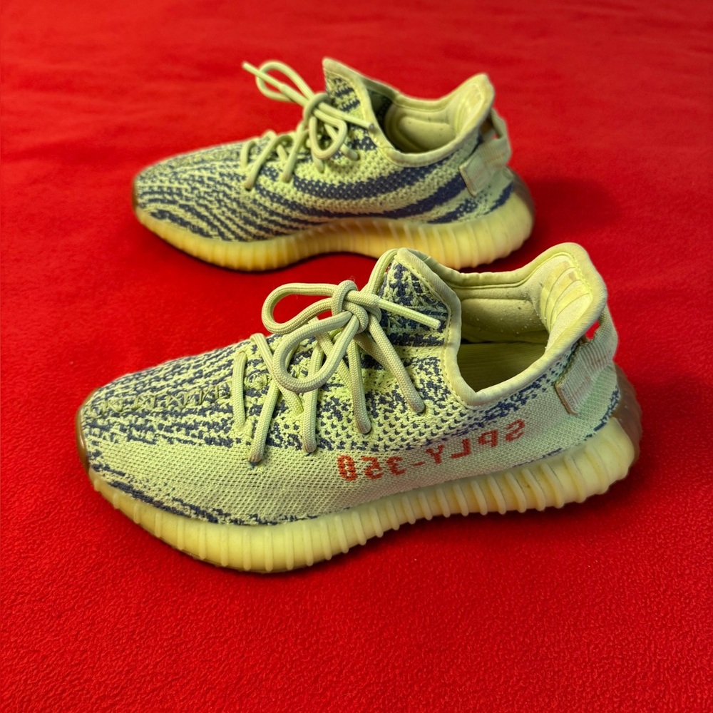 Adidas Yeezy Boost 350 V2 Semi Frozen Yellow Sneakers Men’s Size 4.5 B37572 EUC